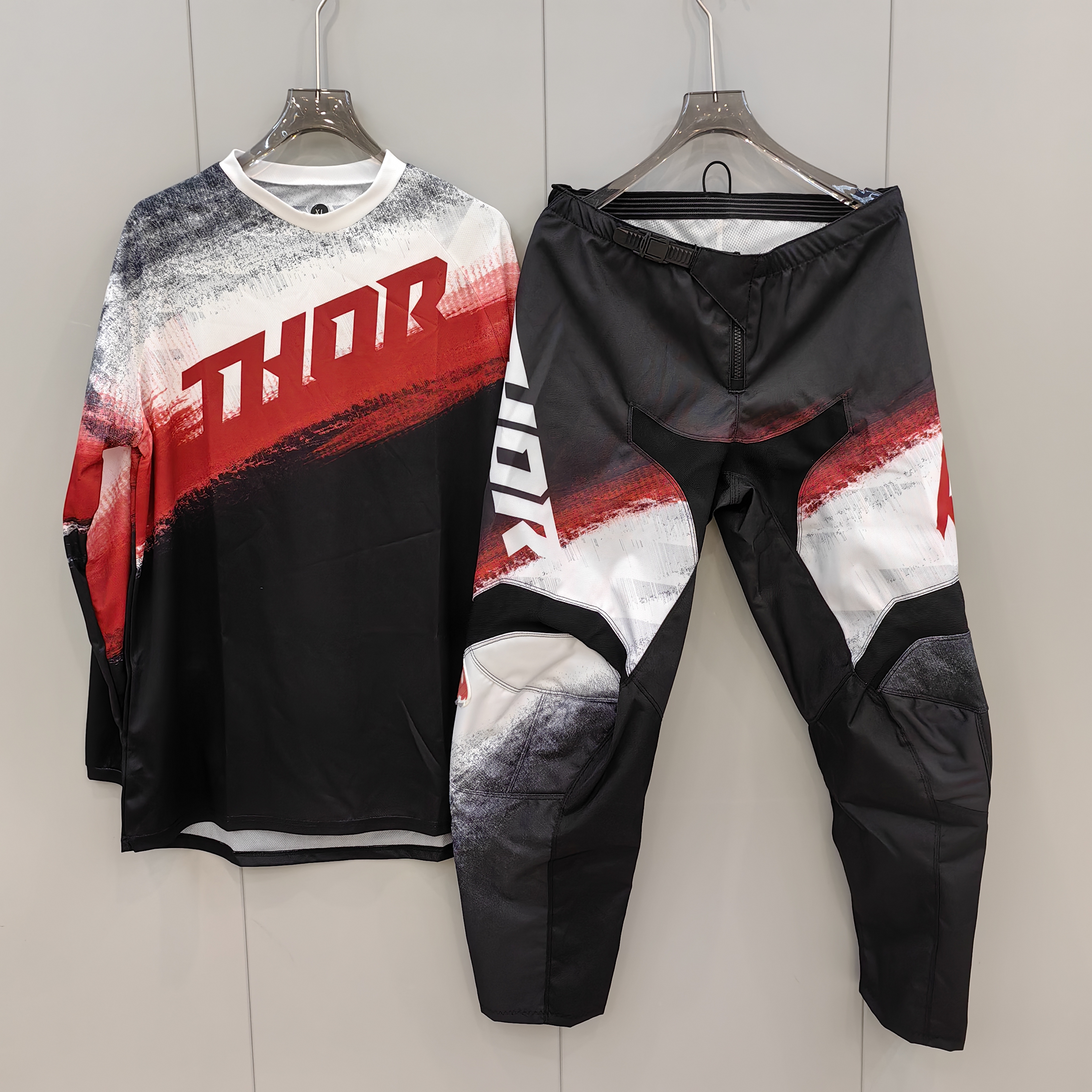2026 Launchmode Futura Black / - Gear Set Motorcycle ulasan dan harga